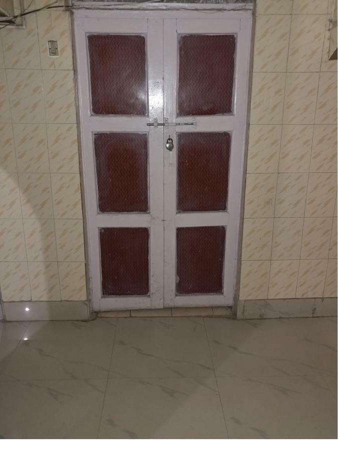 Goldy Guest House Варанаси Екстериор снимка